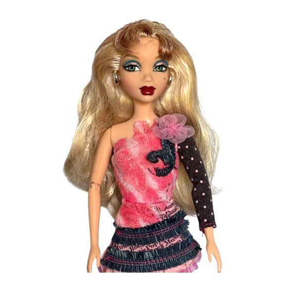 Vintage 2000 My Scene Doll Rebel Style Kennedy Long Blonde Hair Blue Green Eyes - Picture 3 of 11